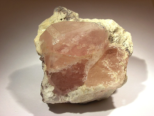 Beryl-Morganite