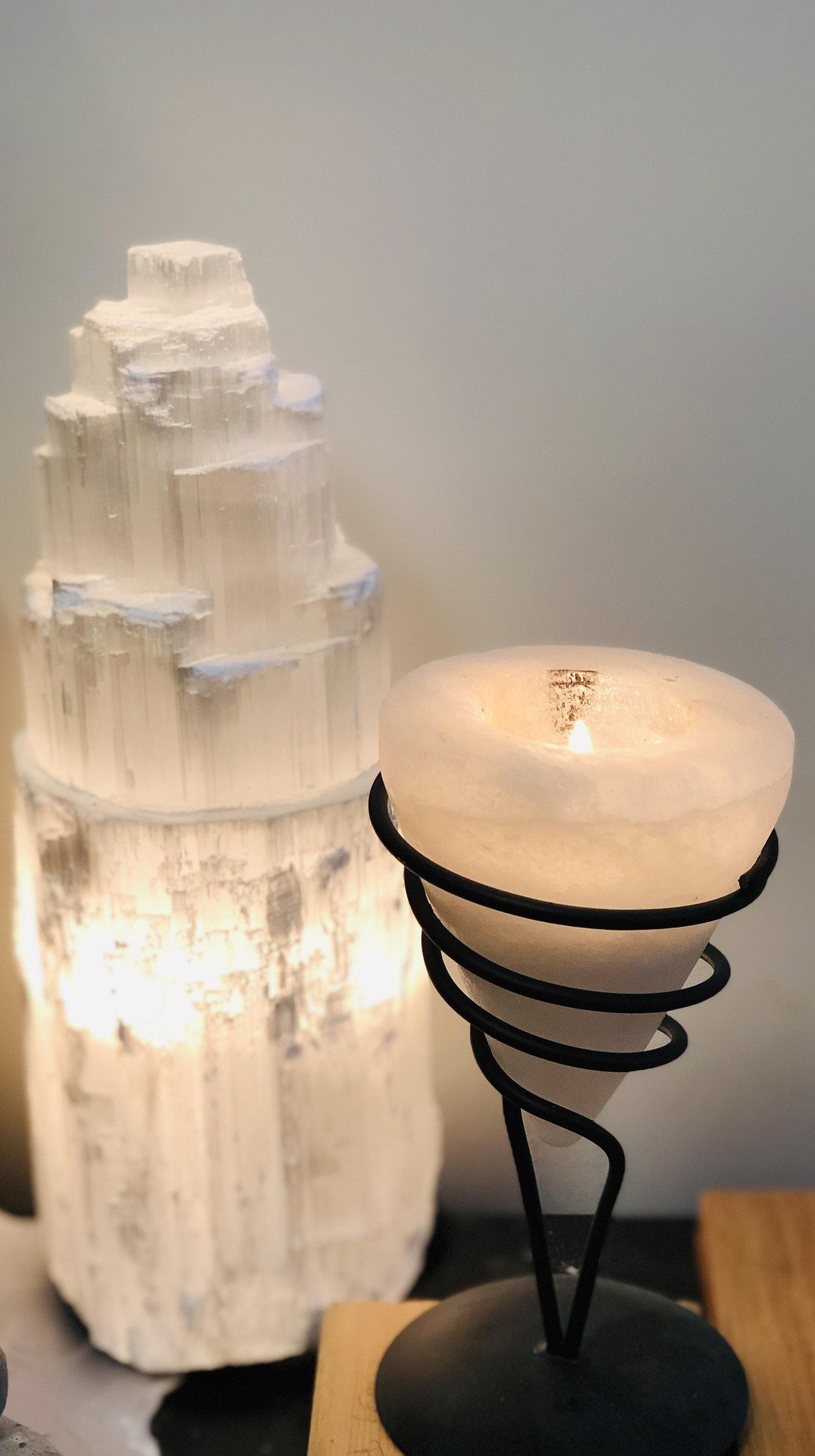 selenite-lamps Selenite-crystals