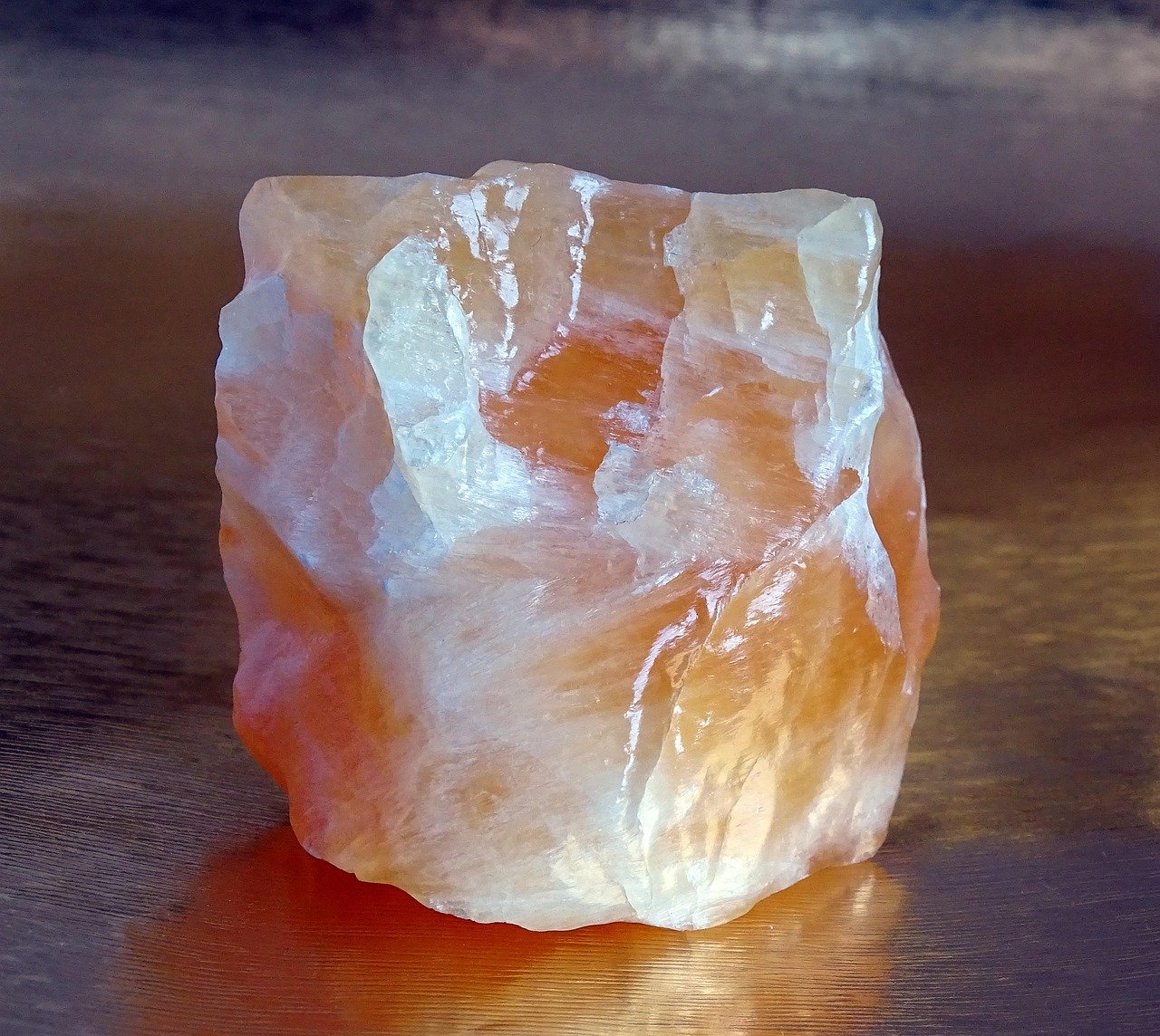 orannge-calcite orange-calcite
